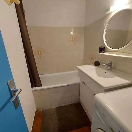 T2 Mezzanine 5 Couchages Avec Terrasse, Parking Prive Au Coeur De La Station - Fr-1-326-777