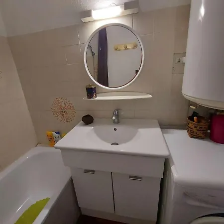 T2 Mezzanine 5 Couchages Avec Terrasse, Parking Prive Au Coeur De La Station - Fr-1-326-777