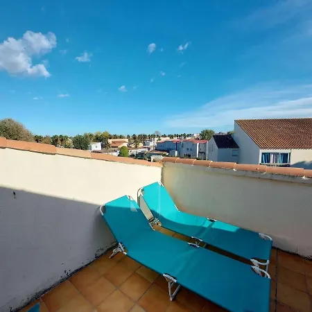 Apartment T2 Mezzanine 5 Couchages Avec Terrasse, Parking Prive Au Coeur De La Station - Fr-1-326-777 Marseillan (Herault)